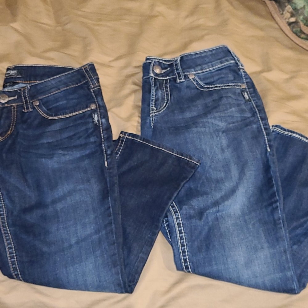 Silver Jean Co Capris Bundle